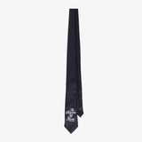 TIE, DON'T LET GO OF MY HAND 