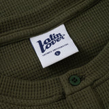 WAFFLE KNIT T-SHIRT WITH GREEN BUTTONS